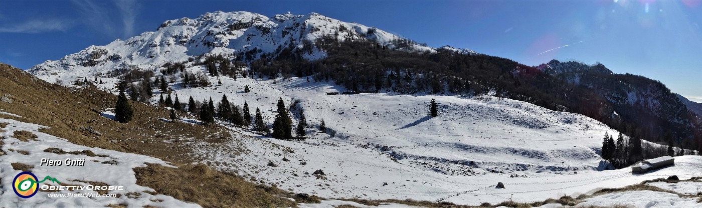 25 Vista panoramica salendo dalla 'Baita de sota' alla 'Baita de sura'.jpg